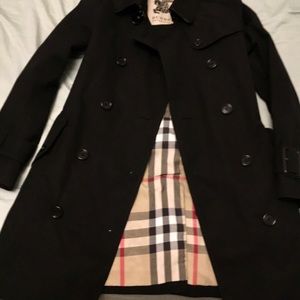 Burberry Marystow Trench coat